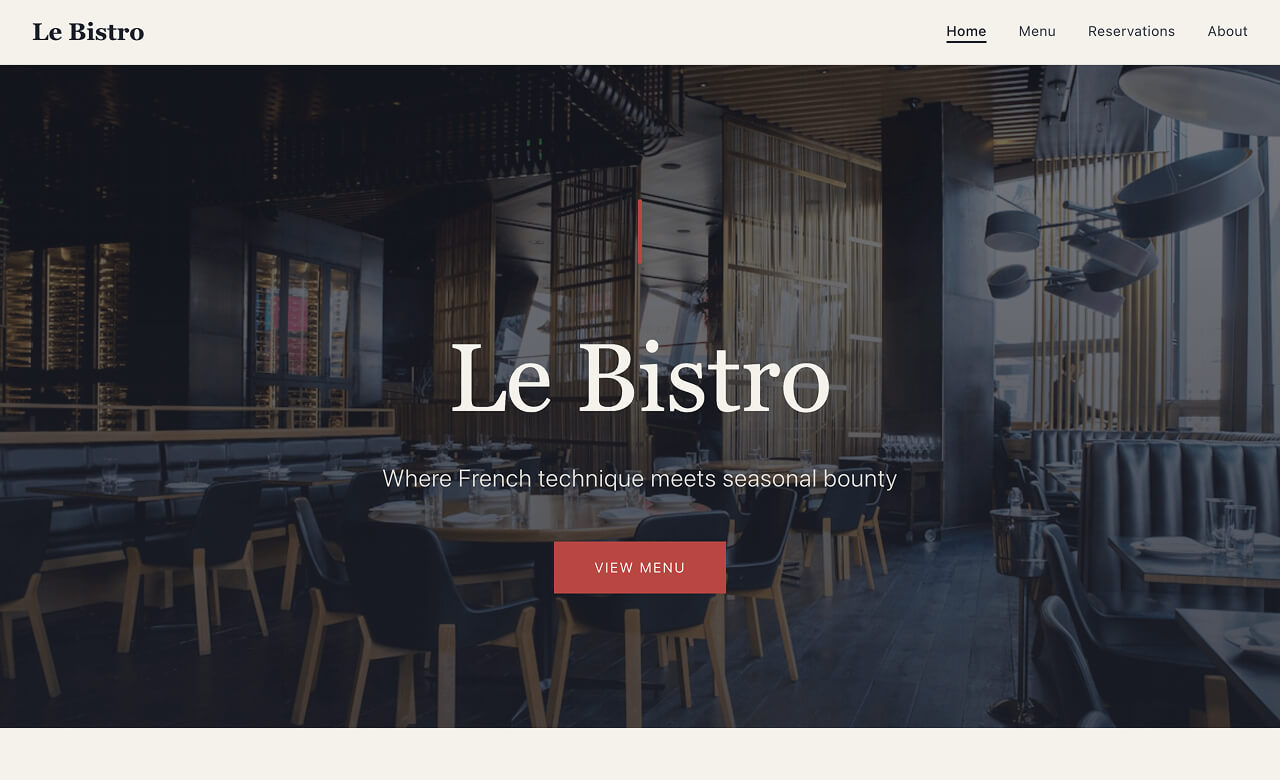 Sitio web para restaurante: Diseño tipo bistró elegante con layout de menú y formulario de reserva.