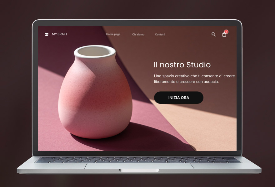 Mockup moderno di un laptop che mostra un sito web minimalista dello studio 